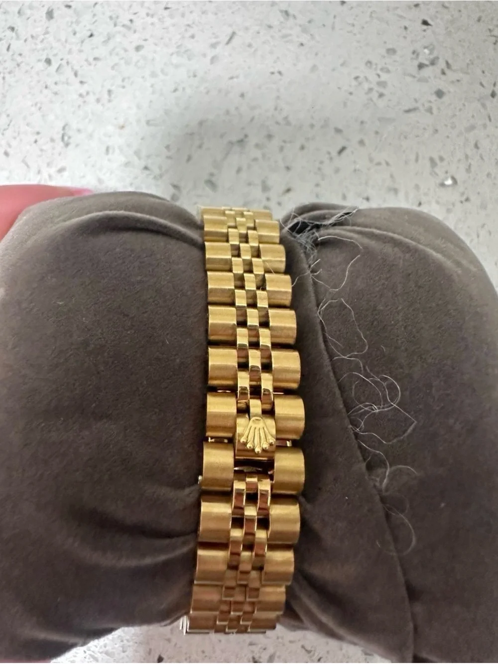 Sapphire Gold-Tone Women's Watch - Elegant Bracelet Style